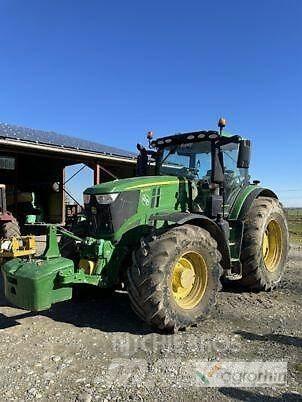 John Deere 6250R Traktoren