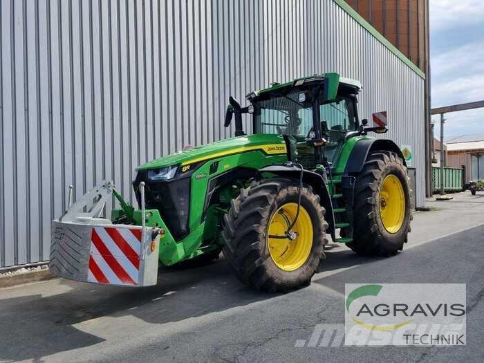 John Deere 8R 310 Traktoren