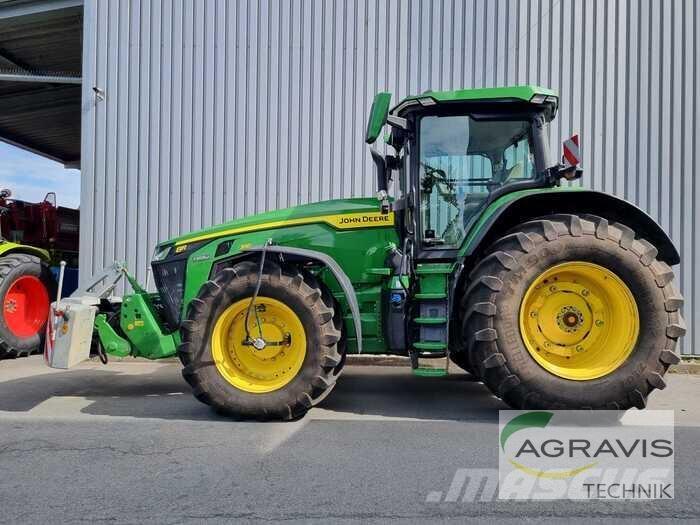 John Deere 8R 310 Traktoren