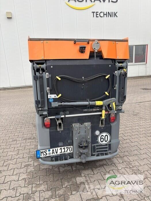 Kärcher MC250 Kehrer