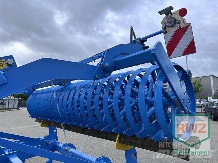 Lemken Karat 10/300 Grubber