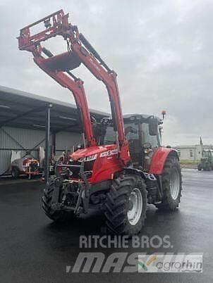 Massey Ferguson 6715S Traktoren