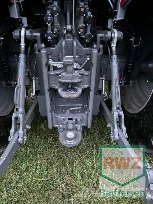 Massey Ferguson 6S 155 Traktoren