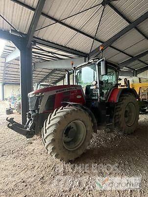 Massey Ferguson 8S245 Traktoren