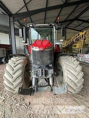 Massey Ferguson 8S245 Traktoren