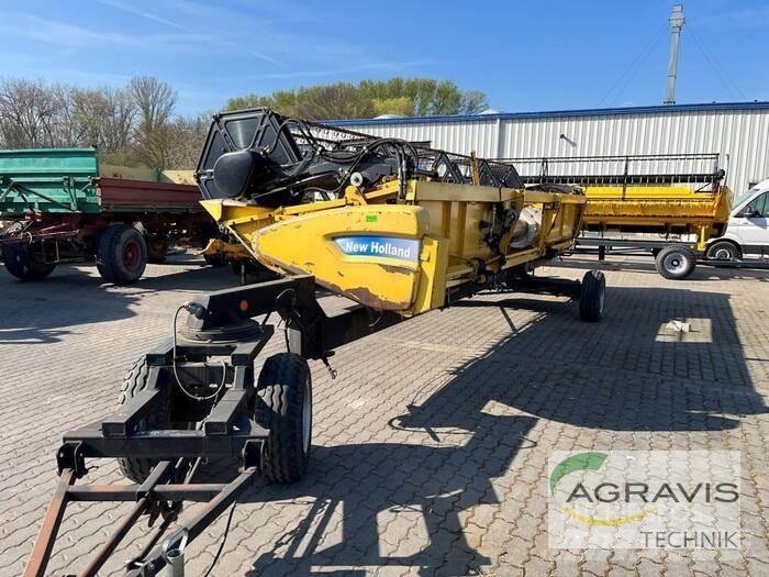 New Holland CR 9060 Mähdrescher