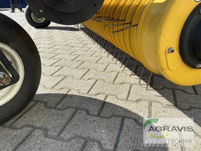 New Holland FR 500 Selbstfahrende Häcksler