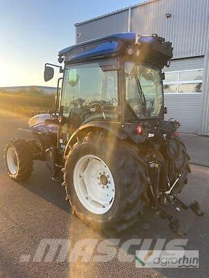 New Holland T4.100F Sonstige Landmaschinen