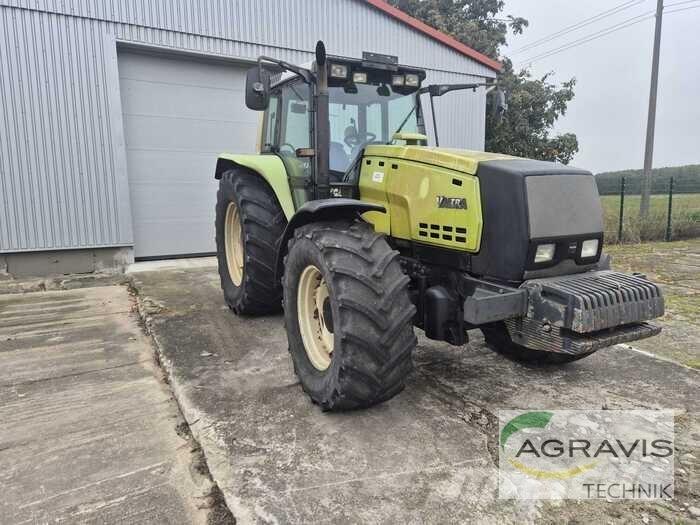 Valtra 8550 Traktoren