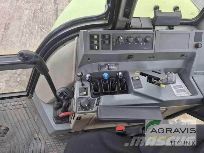 Valtra 8550 Traktoren