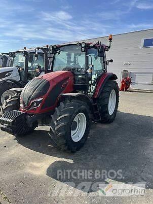 Valtra A105MH4 Traktoren