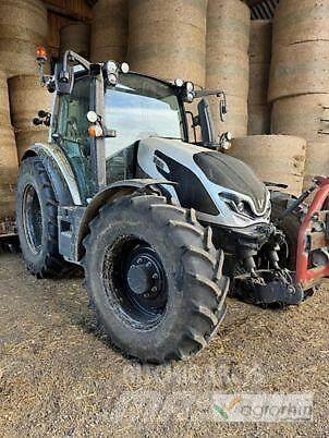 Valtra G125E ACTIVE Traktoren