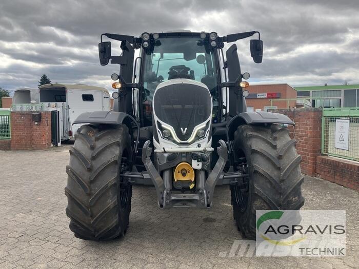 Valtra N 155 ED 2B1 Traktoren