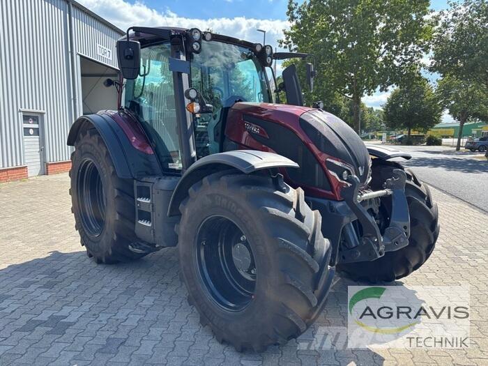 Valtra N 175 A 2B1 Traktoren