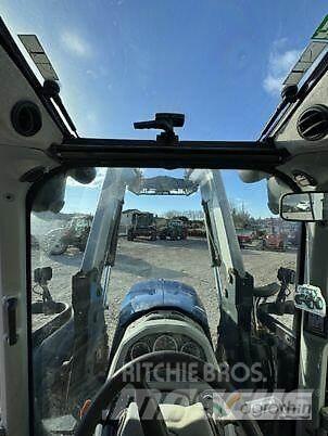 Valtra N134A Traktoren