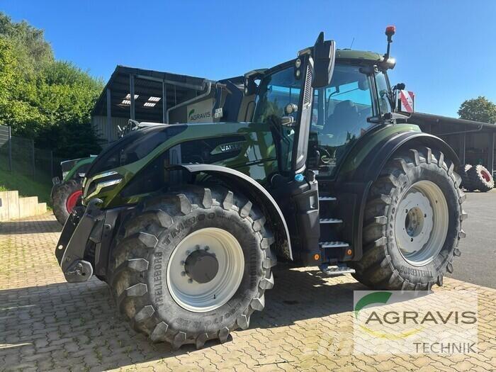Valtra Q 285 1A9 Traktoren