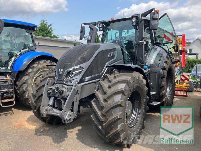 Valtra Q305 Traktoren