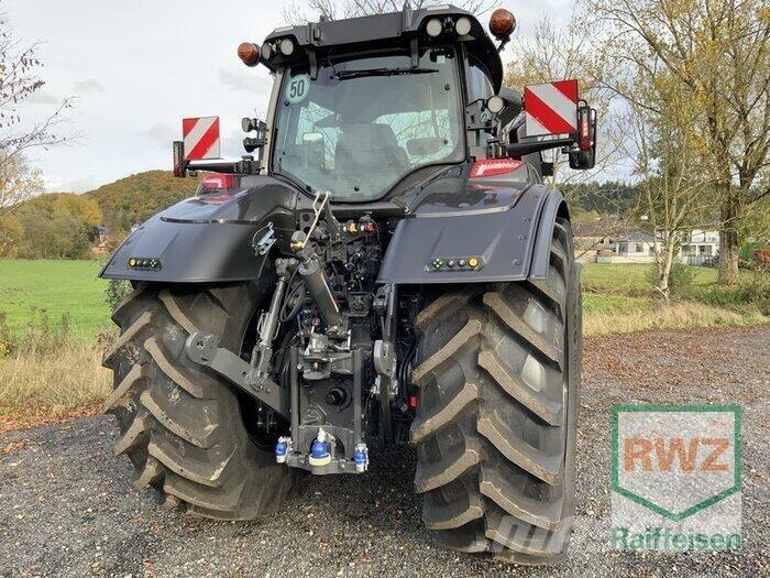 Valtra Q305 Traktoren