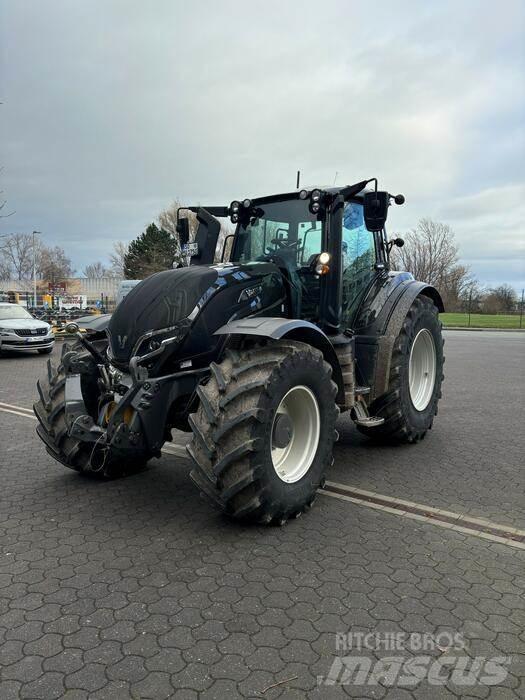 Valtra T 175 ED Traktoren