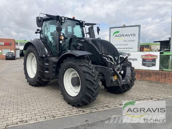 Valtra T 235 D Traktoren