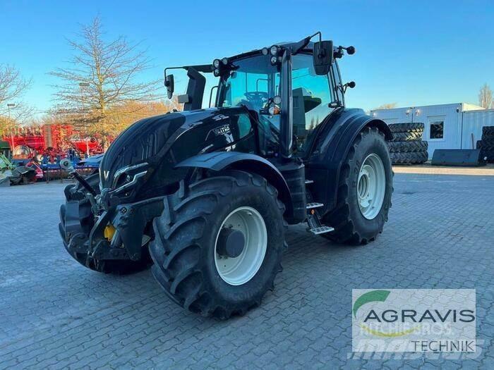 Valtra T 255 V 2A1 Traktoren