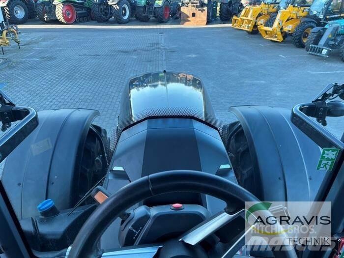 Valtra T 255 V 2A1 Traktoren