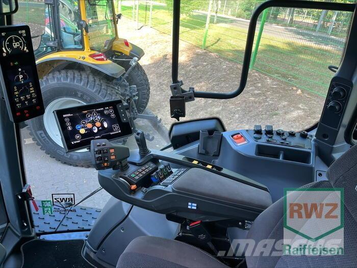 Valtra T255Versu Traktoren
