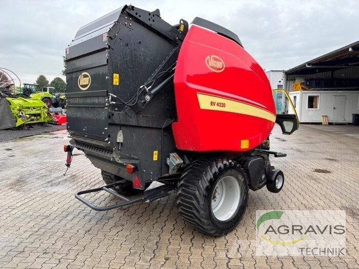 Vicon RV 4220 Rundballenpressen