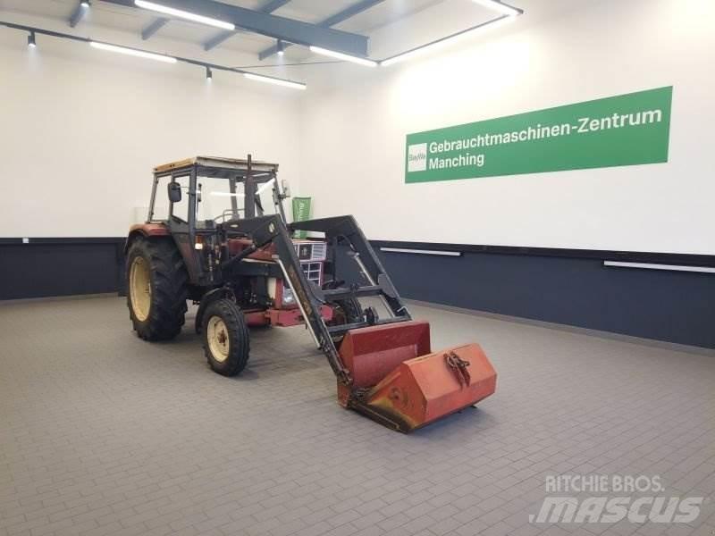 Case IH 744 S Traktoren