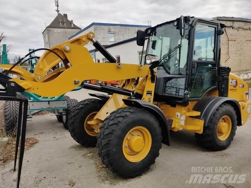 CAT 907 Radlader