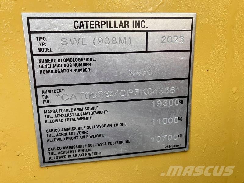 CAT 938M Radlader