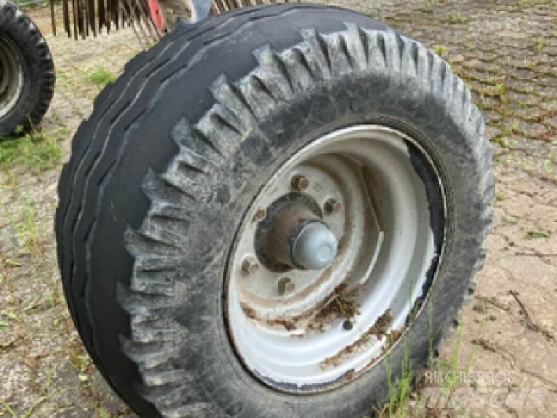 Fella TS 10055 Schwader