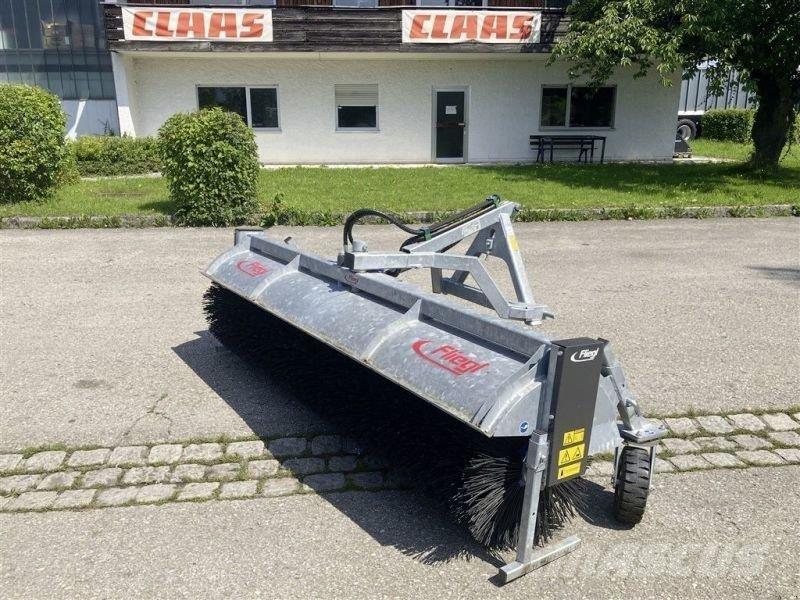Fliegl TYP 700 Kehrer
