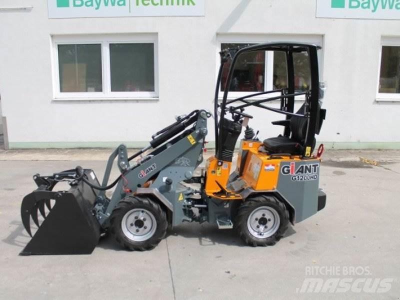 GiANT G 1200 Kompaktlader