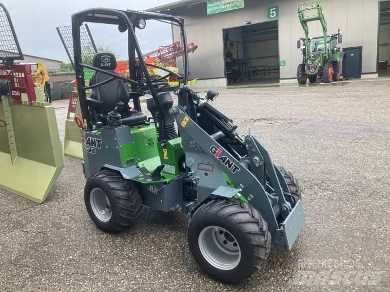 GiANT G1200 Kompaktlader