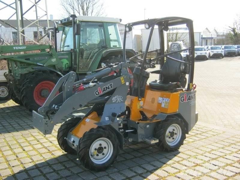 GiANT G1200 Kompaktlader