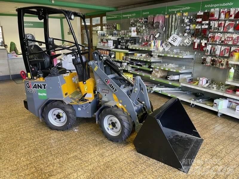 GiANT G1200 Kompaktlader