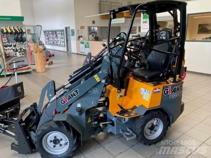 GiANT G1200 Kompaktlader
