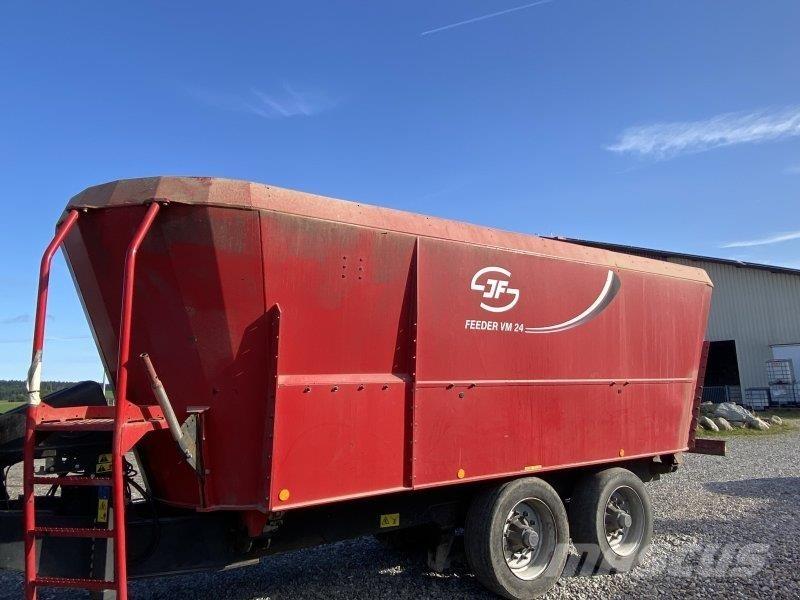 JF VM 24-3 SC Futtermischwagen