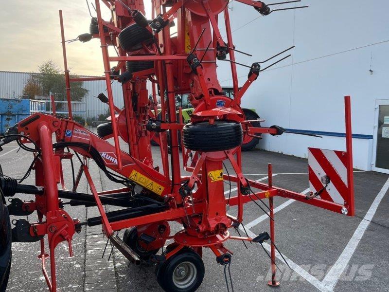Kuhn GF 8702 Kreiselheuer/-wender