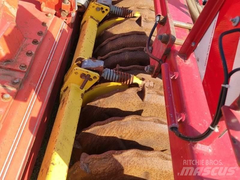 Kuhn HR 4003 Scheibeneggen