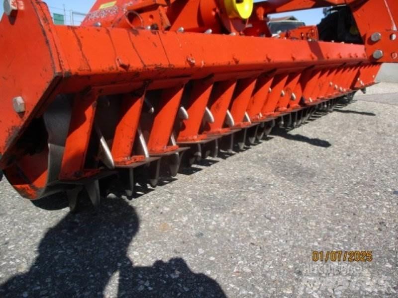Kuhn HRB 251 Scheibeneggen
