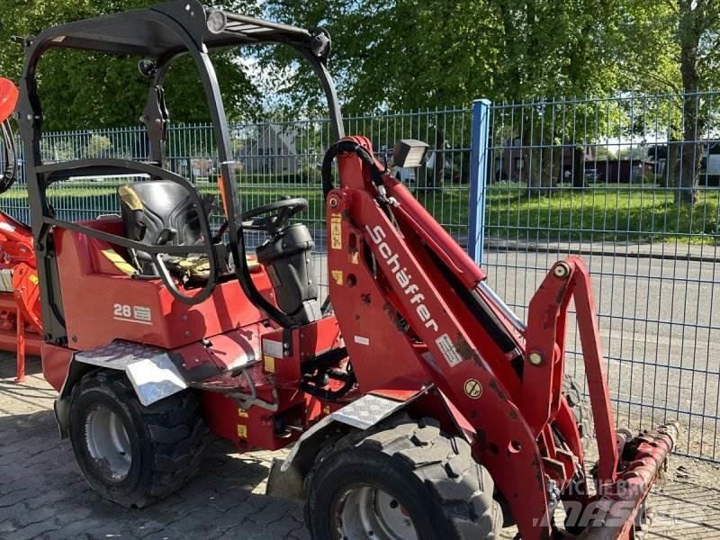 Schäffer 2028 Hoflader