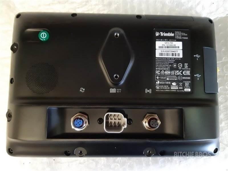 Trimble GFX 750 Sonstige Landmaschinen
