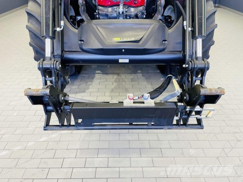 Valtra G135A Traktoren