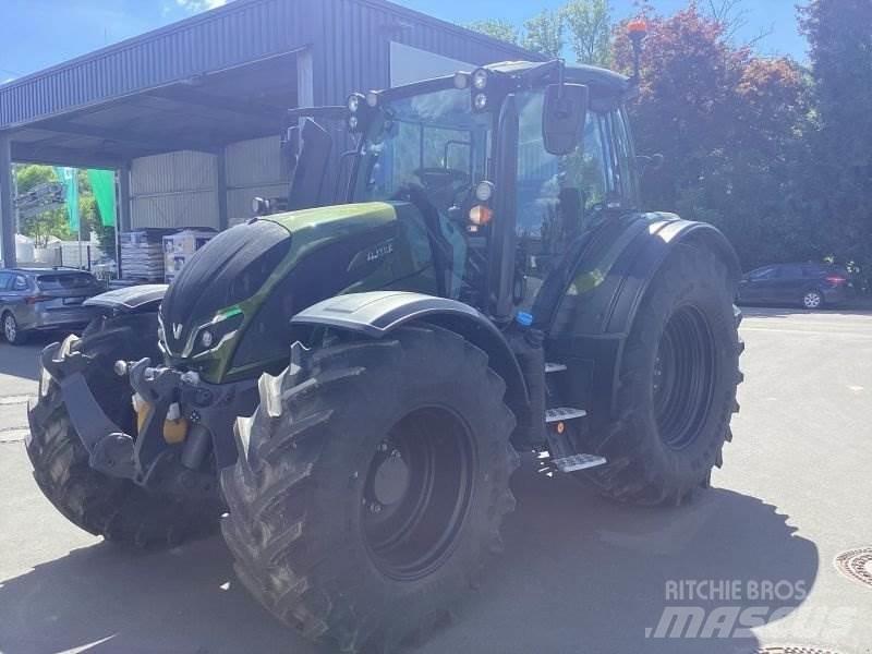 Valtra N175 D Traktoren