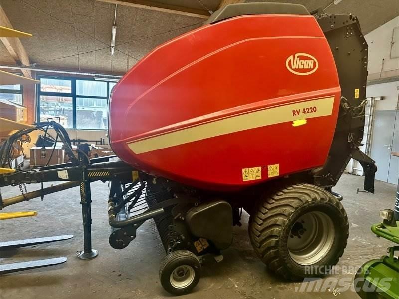 Vicon RV 4220 Rundballenpressen