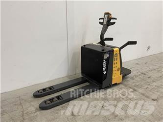 Atlet TLP200 Gabelstapler mit Fahrerstand