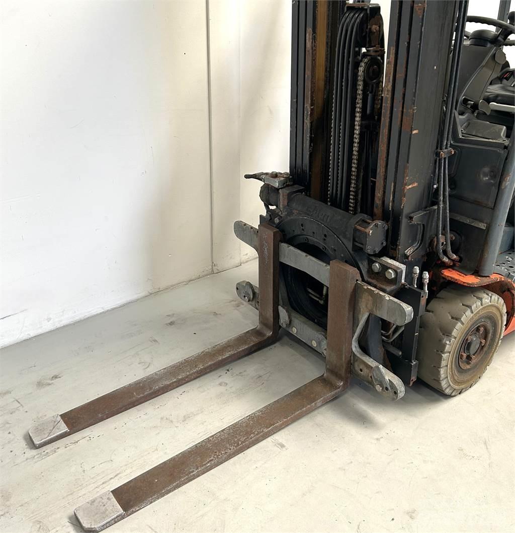 Toyota 8FBE18T Elektrostapler