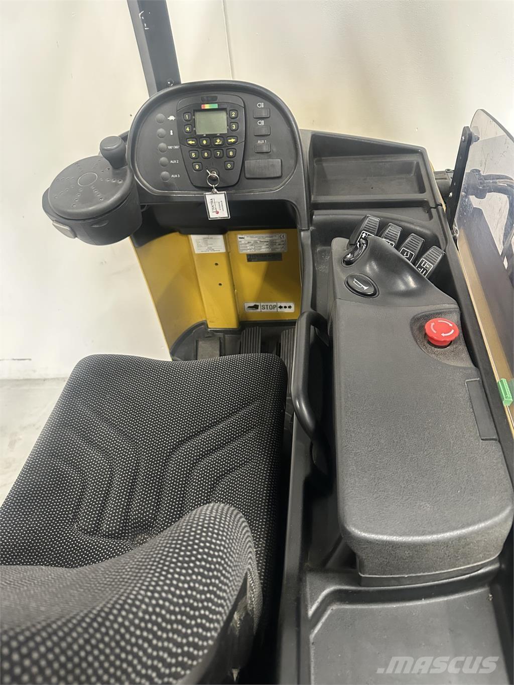 Yale MR14 Schubmaststapler